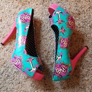Iron Fist Peep Toe sz 11 - Love Me Now